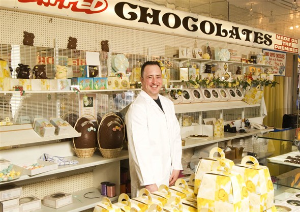 Photo:Portrait of Andy Docwra behind the chocolate counter